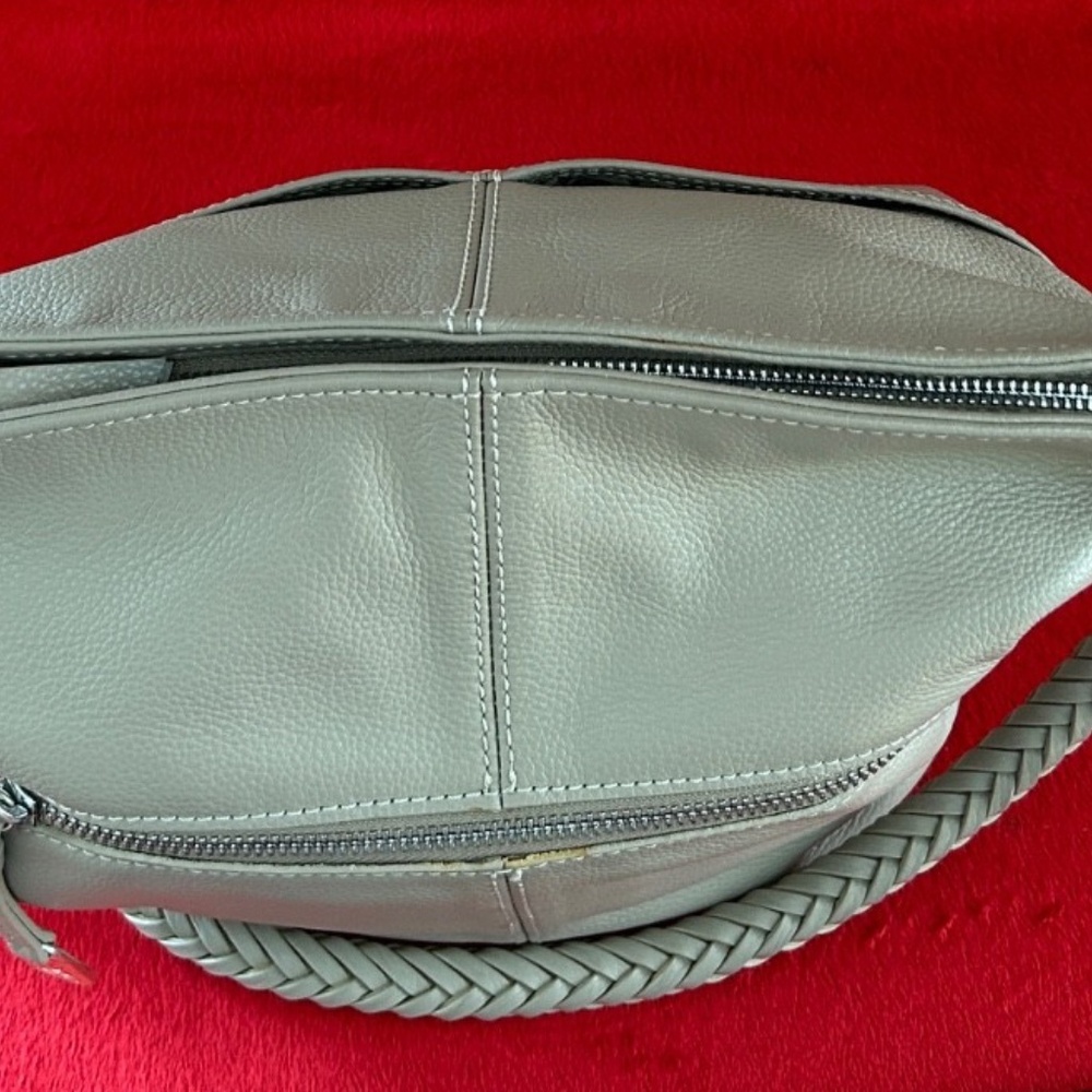 Brighton Your Bag Beck Beechwood Leather Organizer Purse Extra Straps & Tassels - Picture 10 of 15